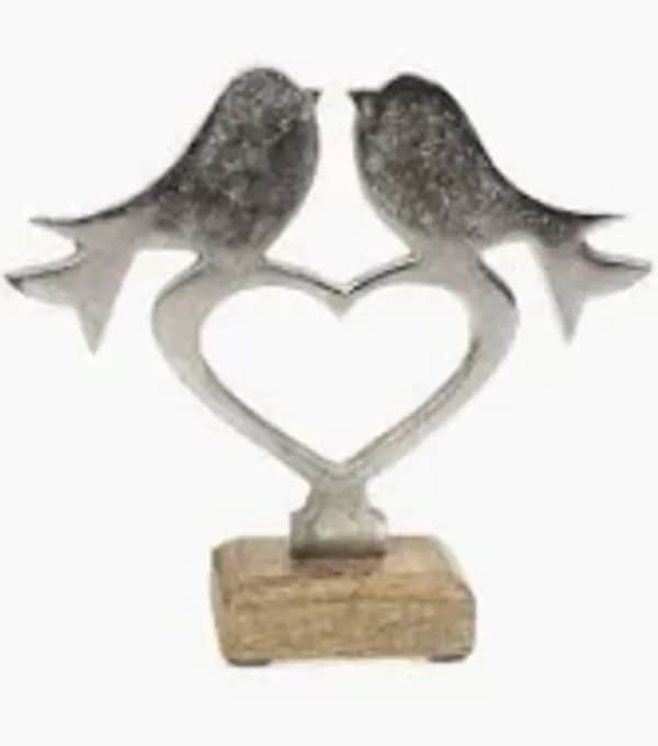 Herz mit Vogelmotiv auf Holzsockel von Gilde